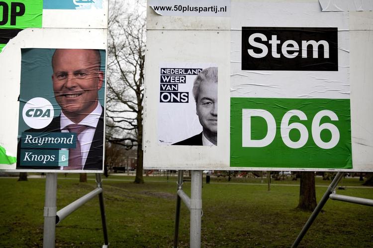 Engang sagde en klog mand, at det eneste, han vidste, var, at han intet vidste. Sådan var det også at se valg på tv i onsdags. 