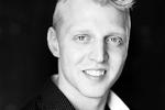 Pelle Emil Hebsgaard. 28 år. Medvirker i den aktuelle 'Spamalot' i Tivolis Koncertsal. 