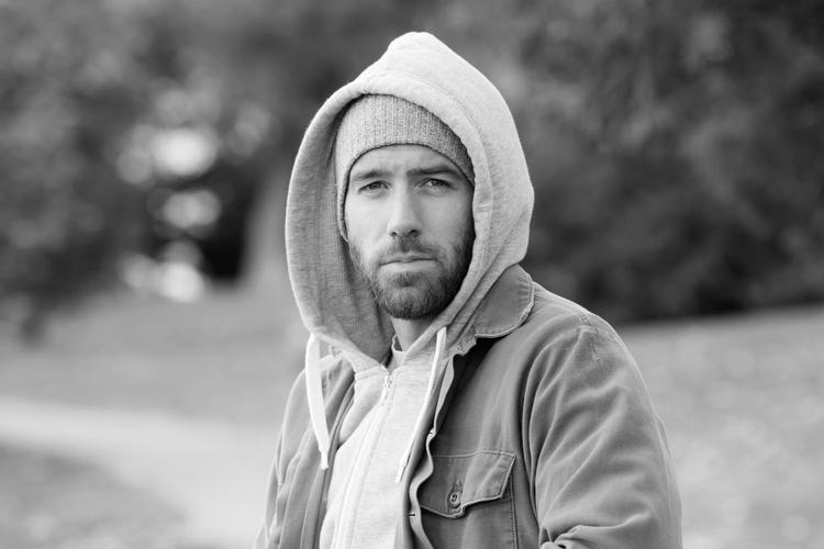 Canadieren Iain Reid debuterer litterært med en filosofisk thriller. 