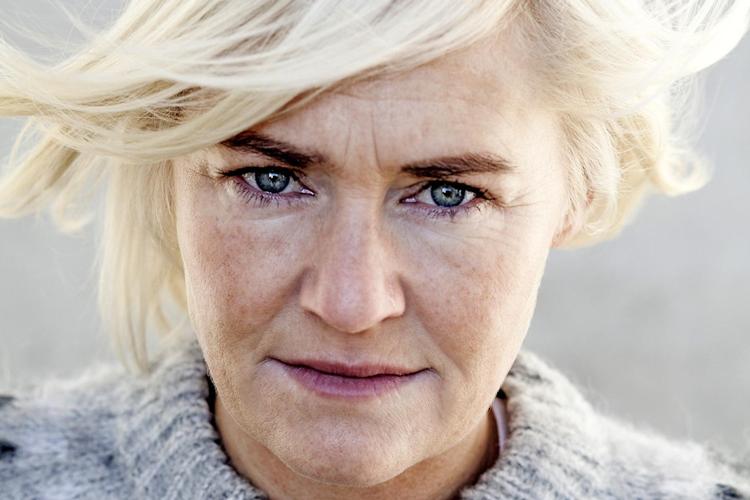 Hvad er der galt med drengen Ulf i Stine Askovs tredje roman? Er han et troldebarn?  
