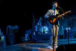 DR Koncerthusets publikum var torsdag i selskab med Jens Lekman, hans guitar og de spørgsmål i livet, han stadigvæk søger svar på. 