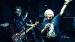 Merle og Arleta giver den gas på scenen, da G.G. Allin og Murder Junkies skal mindes med høj punkrock. 