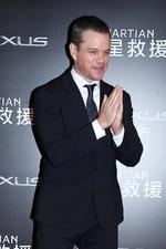 Kineserne har også måttet erkende, at man ikke altid kan købe sig til succes. F.eks. fik Matt Damon kritik for at være for imponeret over kinesisk kultur i filmen 'The Great Wall’. 