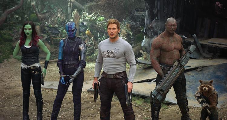 At vi befinder os i det muntre Marvel-univers, afspejles i karaktererne. Til højre er det den genmodificerede vaskebjørn Rocket. 