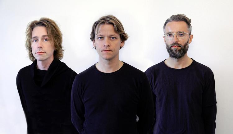 Det lykkes Mew at lyde nye på deres album ’Visuals’, hvor de giver den fuld popskrue. 