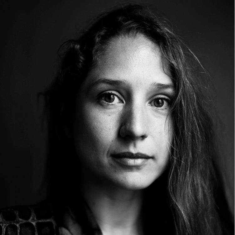 Ida Marie Hede ser ikke meget teater, til gengæld oplever hun en hel del performances.  