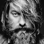Indtil for nylig var Joep Beving hobbypianist, men efter 85 millioner streaminger på Spotify har han fået pladekontrakt med mægtige Deutsche Grammophon. 