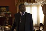 Ud over at fortælle historien om den fortabte datters hjemkomst er ’Greenleaf’ en beretning om den sårede konges bestræbelser på at beskytte sit eftermæle. Han spilles skarpt af Keith David. 