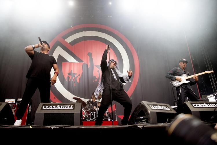 Chuck D., B-Real og Tom Morello har samlet amerikansk musiks væbnede styrker for at kæmpe mod Trump og alt hans væsen. 