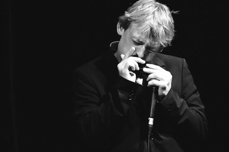 Mathias Heise får ganske travlt på årets jazzfestival, men behøver næppe en christianiacykel for at fragte sine mundharper rundt i byen. 