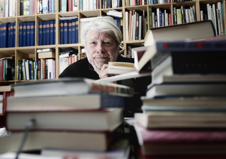 Medmindre Claus Clausen (billedet) og Gyldendal indgår forlig, mødes de næste gang i retten. 