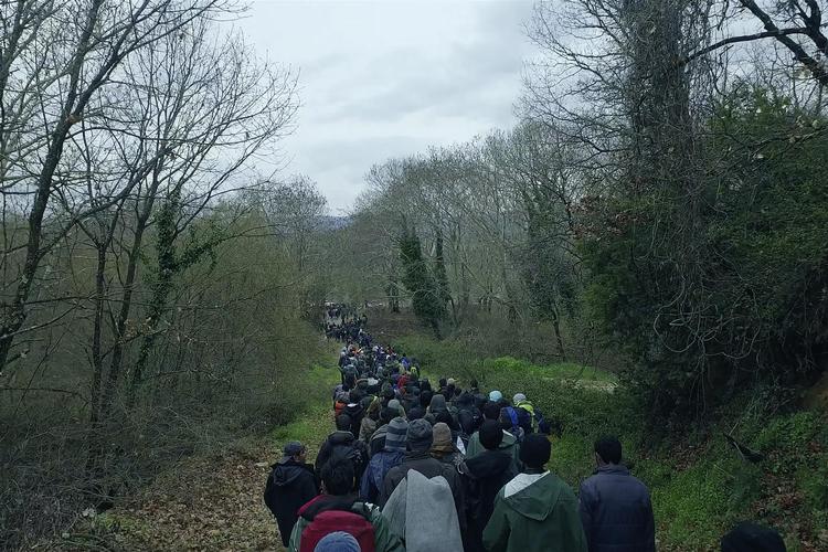 37458-Human_Flow_1_2017_Human_Flow_UG