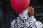 Klovne er blevet en kæmpe kliché i gyserindustrien, og killer clowns på YouTube har gjort os vante til at se røde næser i nyhederne. Så Pennywise fra Stephen Kings ’It’ burde ikke kunne skræmme os. Men det gør han. 