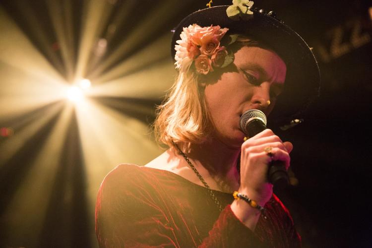 Bisse giver koncert i Jazzhouse