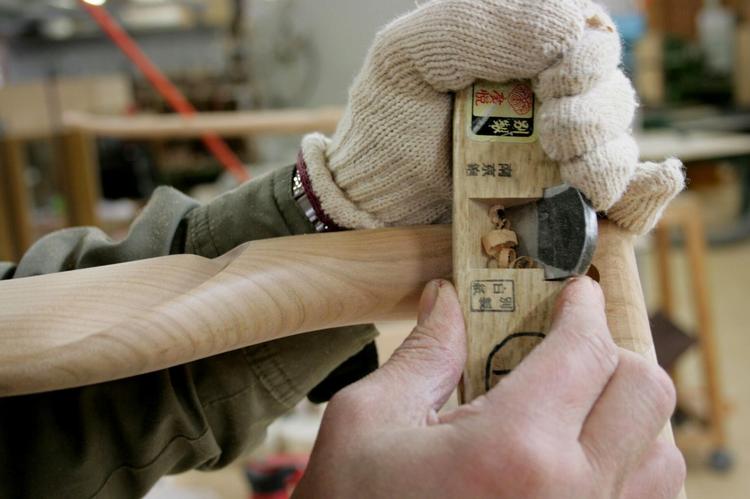 Japanerne måtte skære møblerne op for at finde ud af, hvordan de var blevet skabt. 