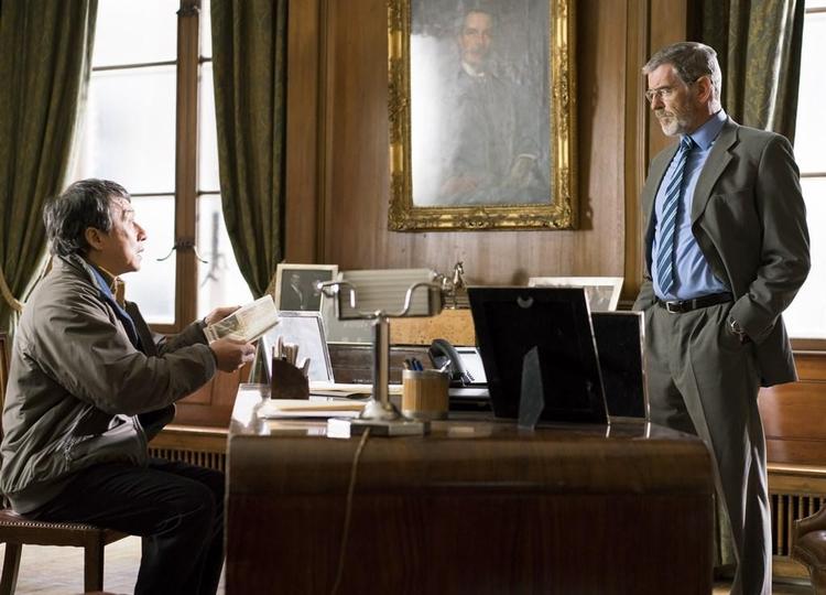 Jackie Chan og Pierce Brosnan har to vidt forskellige syn på terrorbekæmpelse i 'The Foreigner' 