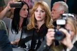Christina Hendrick – kendt som voluptuøse Joan fra 'Mad Men' – er i en slags krig med sheriffen Jim Worth, spillet med skræmmende udstråling af Tim Roth. 