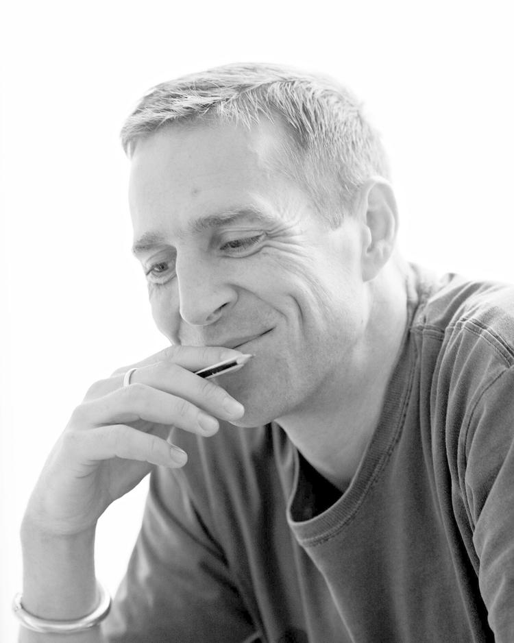 Matias Faldbakken kan læses som Norges svar på franske Michel Houellebecq. 