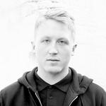 »Vi skal have et multiplum af holdninger, tilgange og skoler og ikke én administration, der laver de samme rammer for den klassiske violinist som for digteren«. 