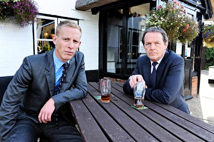 Makkerparret Sergeant Hathaway og inspector Lewis skilles. Hvad der skal ske efter aftageren for serien ’Inspector Morse’, er uvist. 