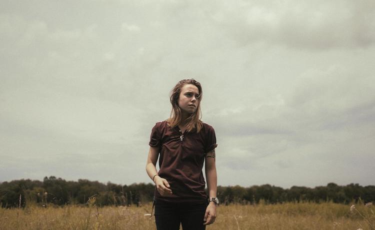 Julien Baker er en af den slags sangskrivere, der bruger sig selv helt op i hver eneste sætning. Pr-foto Matador