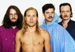 Musikken på albummet ’1982’ er afslappet og åben over for tidens musikalske strømninger. 
