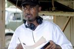 Filminstruktøren Raoul Peck håber, at han med sine film – med James Baldwin og Karl Marx kan bidrage til en mere intelligent kunst og verden. 