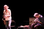 Den danske saxofonist Lotte Anker og den engelske guitarist Fred Frith udforsker det tomme rum med musikken som ekkolod. 