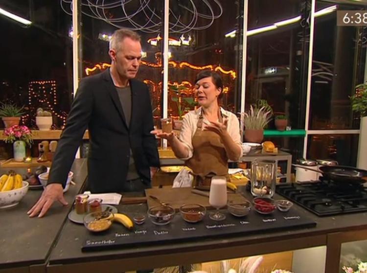 Vært Michael Robak og kok Louisa Lorang laver morgenmad for de morgenfriske i TV 2-programmet ’Go' morgen Danmark’. 