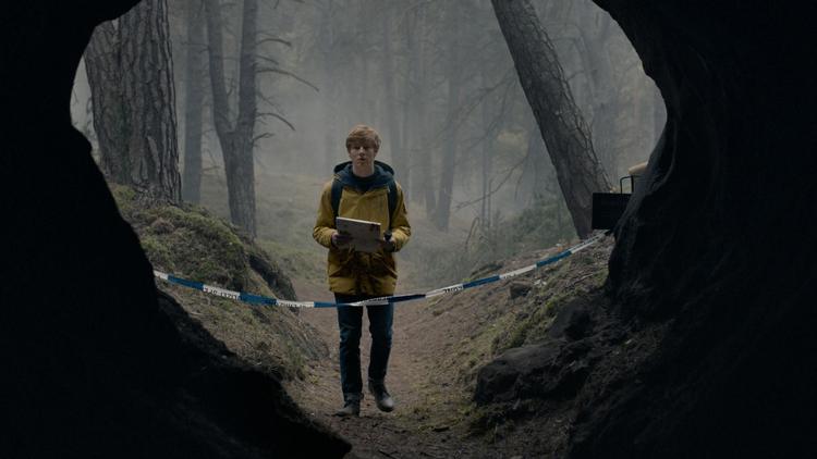 ’Dark’ er også et coming of age-drama, men hvordan skal Jonas og de andre teenagere indtage fremtiden, når den hele tiden synes at føre dem tilbage til fortiden? 