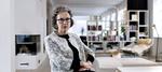 Jette Egelund styrer tropperne i skraldespandsfirmaet Vipp, hvor også hendes to børn arbejder. 
