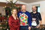 Anne Glad, Mads Steffensen og Flemming Møldrup var klædt på til julenarrestreger.  DR