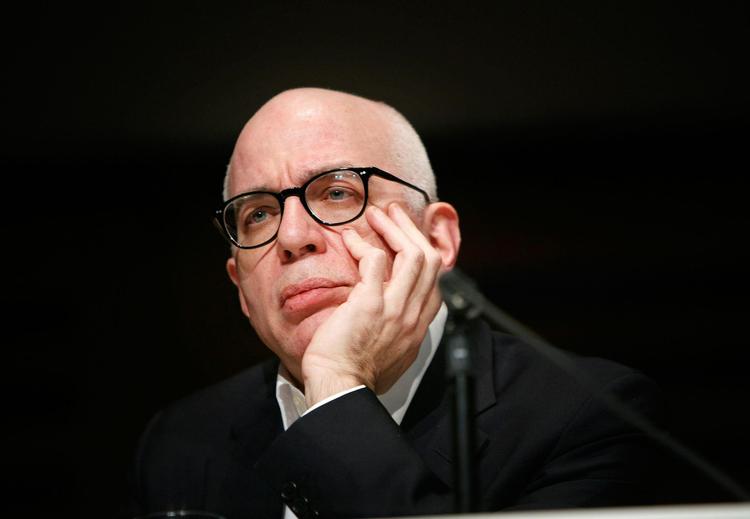 Den amerikanske forfatter og journalist Michael Wolff har fået pisket godt op i vandene med sin nye bog, ’Fire and Fury’, om USA’s nuværende præsident, Donald Trump. 