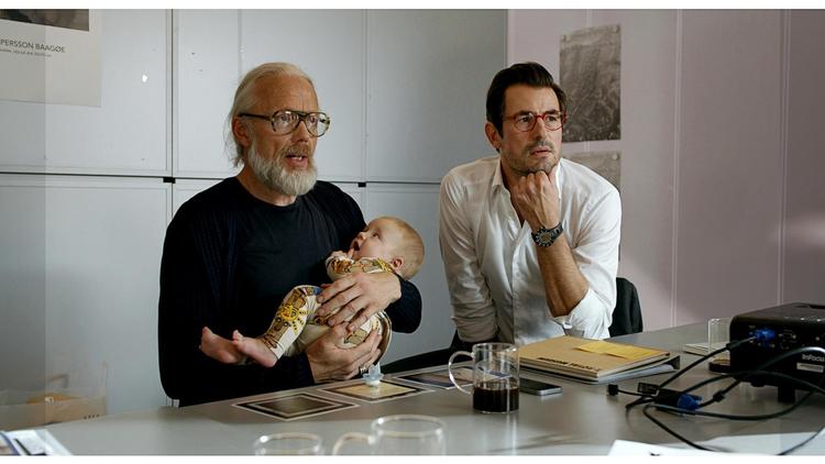 En scene fra den oscarnominerede svenske film 'The Square', som ikke var så god, som Emma Bess havde regnet med.  