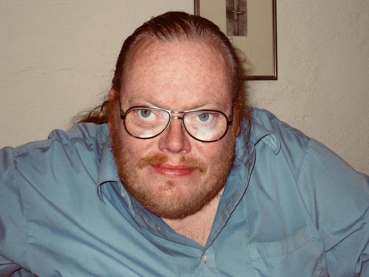 Ola Julén var digter med stort D og selv fan af en anden af sin tids digterikoner: Michael Strunge. 