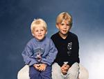 Robin og Christian5 og 7 år gamle, dengang de i 1998 fik skylden for mordet på legekammeraten Kevin. Dan Josefssons dokumentarserie 'Mordet på Kevin' undersøger efterforskningen af den gamle sag. 