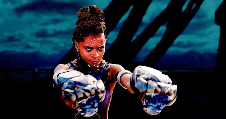 Black Panther-filmen foregår i den fiktive afrikanske nation Wakanda, der er symbolet på et drømmesamfund, hvor afrikanere råder over egne ressourcer og er langt foran den vestlige verden. 