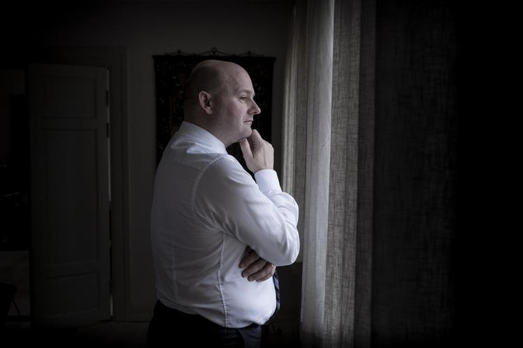 Justitsministeren bliver kritiseret for at have misinformeret om PET's slettefrister. Selv mener han, at de anklager er skudt over målet. Joachim Ladefoged
