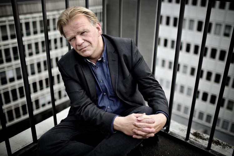 »Virkeligheden kommer hele tiden bag på realismen«, siger Einar Már Gudmundsson, der skriver på eget materiale, men med distance til autofiktionen.  Arkivfoto Martin Lehmann / Polfoto