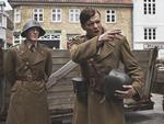 Pilou Asbæk (forrest) spiller den unge sekondløjtnant Sand i den fremragende film ’9. april’ om den tyske besættelse. Foto Kenneth Nguyen