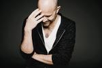 Den amerikanske sanger Bejun Mehta har gjort udviklingen af stemmens falsetleje til sin specialitet. Marco Borggreve