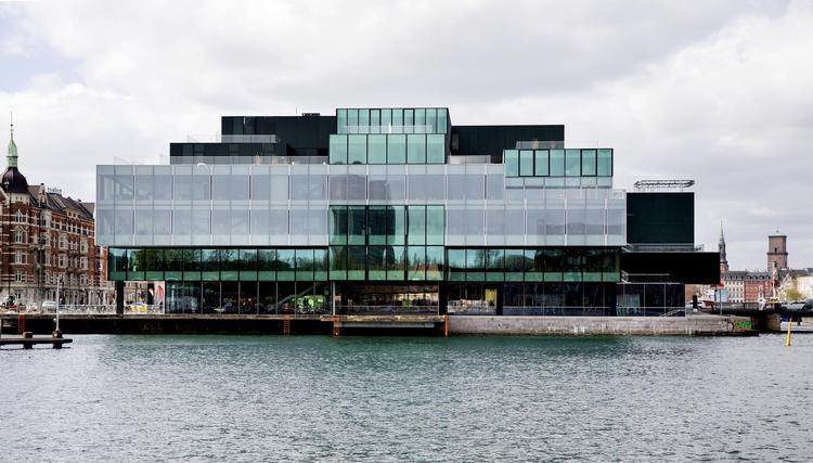 Blox er blevet for voldsom en  bygning, mener Københavns tidligere stadsarkitekt . Alligevel vil bygningen  blive »sindssygt populær«, forudser han.  Finn Frandsen