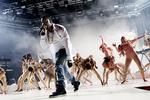 Kanye West har netop udgivet singlen 'Ye vs. the People (feat. T.I.)'. Her ses han på scenen i Tivoli i 2011. Arkivfoto: Martin Lehmann