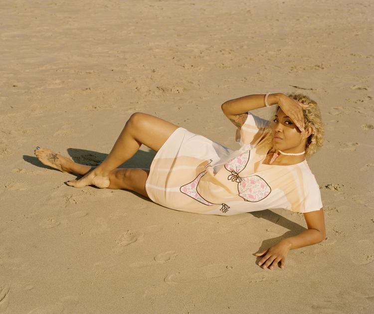 Pornoaktivist Lotus Lain har meldt ud på Twitter, at hun ikke længere vil deltage i pornoscener med mænd, da hun som oftest bliver brugt i scener med racistisk tilsnit.   Molly Matalon/The New York Times