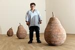 Judith Hopfs kæmpestore pærer vejer omkring 500 kilo stykket. Jacob Ehrbahn/POLFOTO