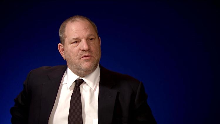 Filmproducenten forgreb sig på kvinder og forsøgte siden at lukke munden på dem sammen med advokater, journalister og privatdetektiver. DR