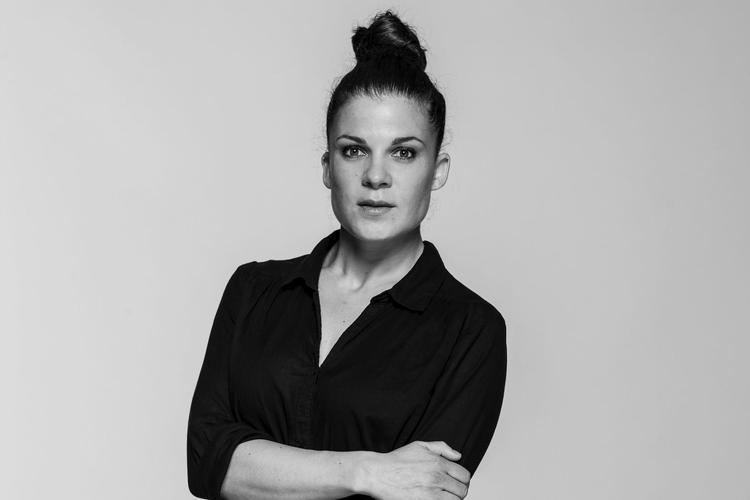 Christine Gjerulff er født i 1977 og er uddannet fra Statens Teaterskole i 2009. Hun har bl.a. medvirket i 'Barselsstuen 2.0' på Det Kongelige Teater, i tv-serien 'Norskov' og filmen 'Kapgang'. Natascha Rydvald
