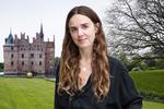 Janne Villadsen er udviklings- og kommunikationschef på Heartland Festival, der afholdes på Egeskov Slot på Midtfyn.  Kollage (originalfoto:  Morten Langkilde og Maja Flink)
