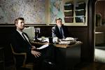Brødrene Nate og David overtager bedemandsfirmaet, da deres far dør i første afsnit af serien ’Six Feet Under’, der holder endnu. HBO Nordic