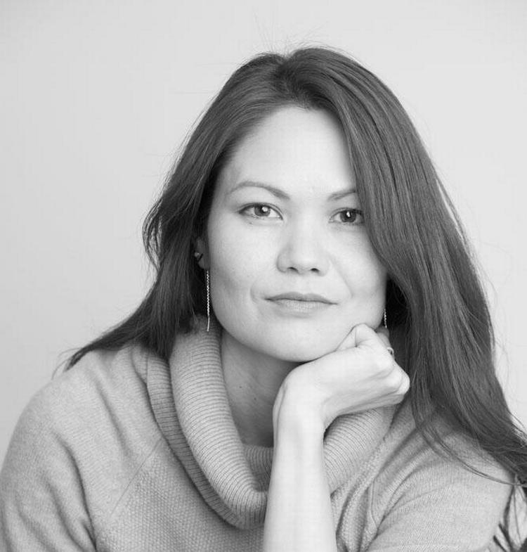 Mary Lynn Bracht er velskrivende, historien er medrivende, men bogen mangler en original stemme.  Pr